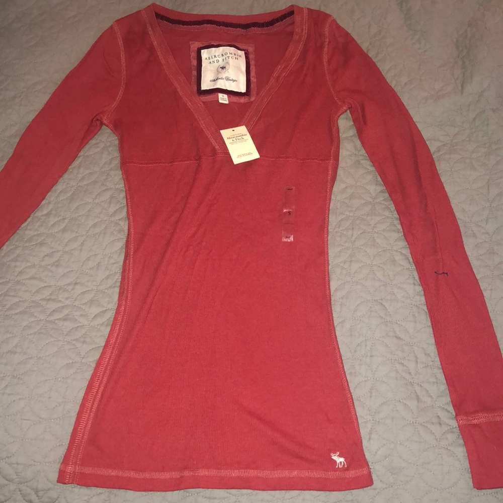 Long Sleeve V-neck, Ribbed Shirt